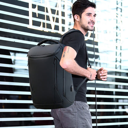 Rovark ProTech — Backpack with USB Charging Port