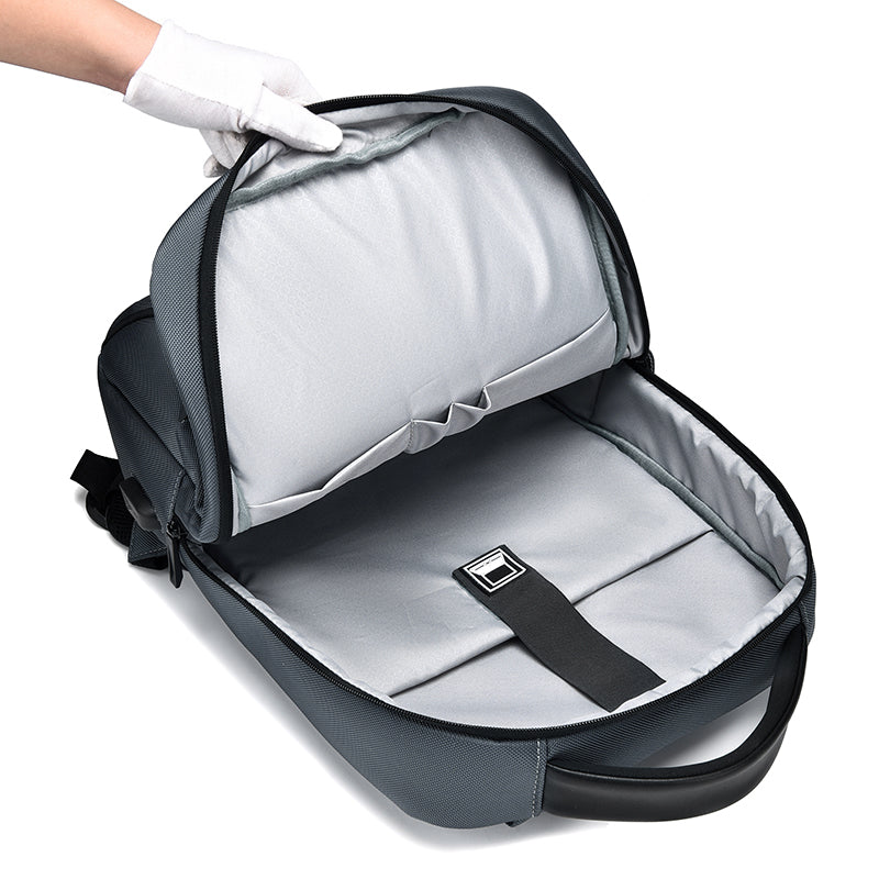 Rovark ProTech Backpack –USB Charging Port