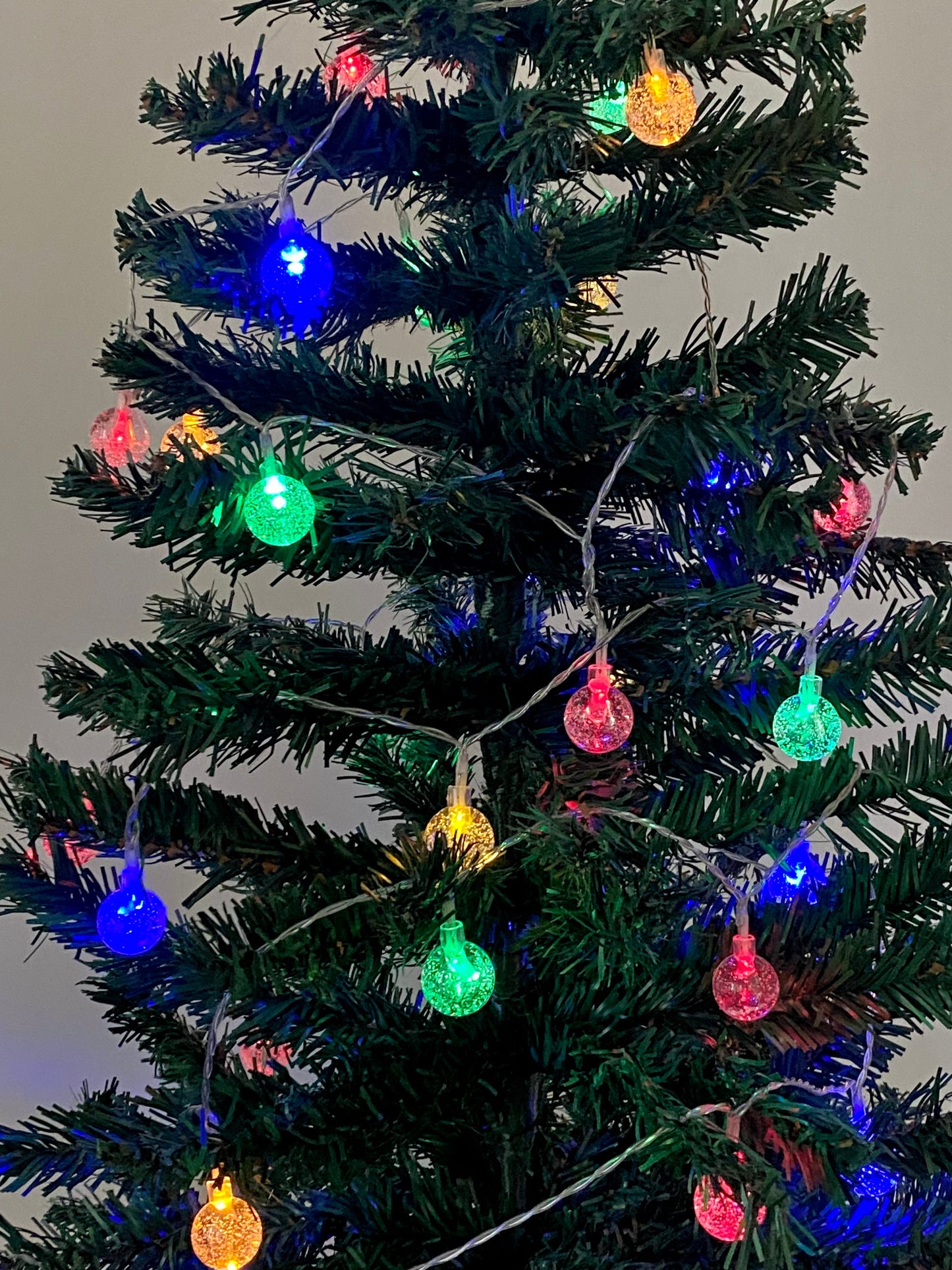 Colorful Bubble Ball String Lights - 6M Length with 40 Lights