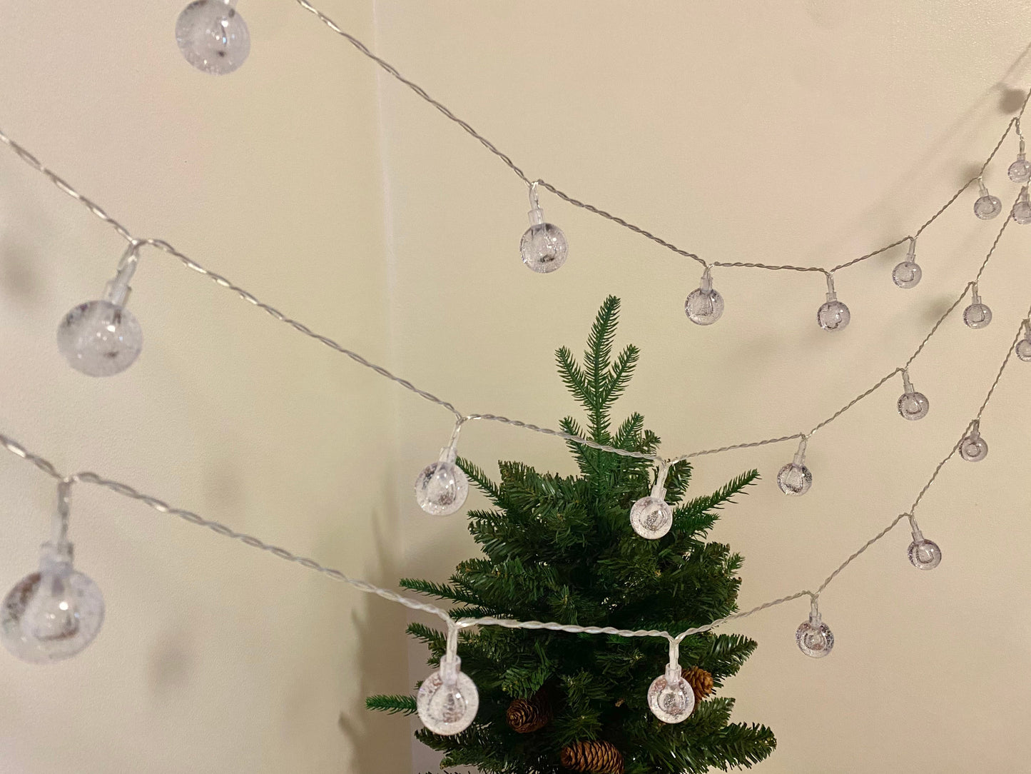 Colorful Bubble Ball String Lights - 6M Length with 40 Lights