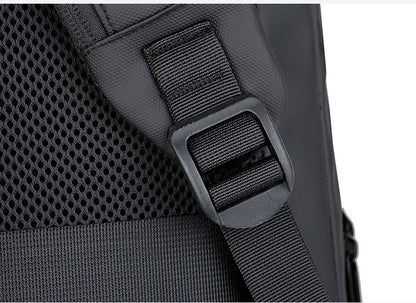 Rovark ProTech Backpack – USB Charging Port