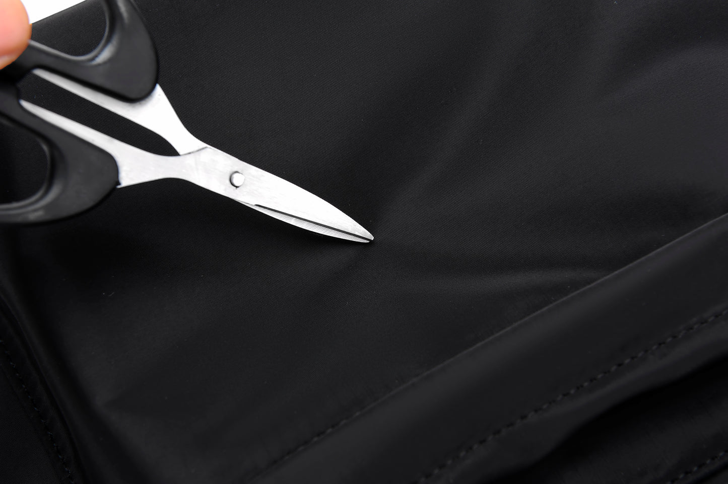 Rovark Slim Casual Backpack – USB Charging Port Black