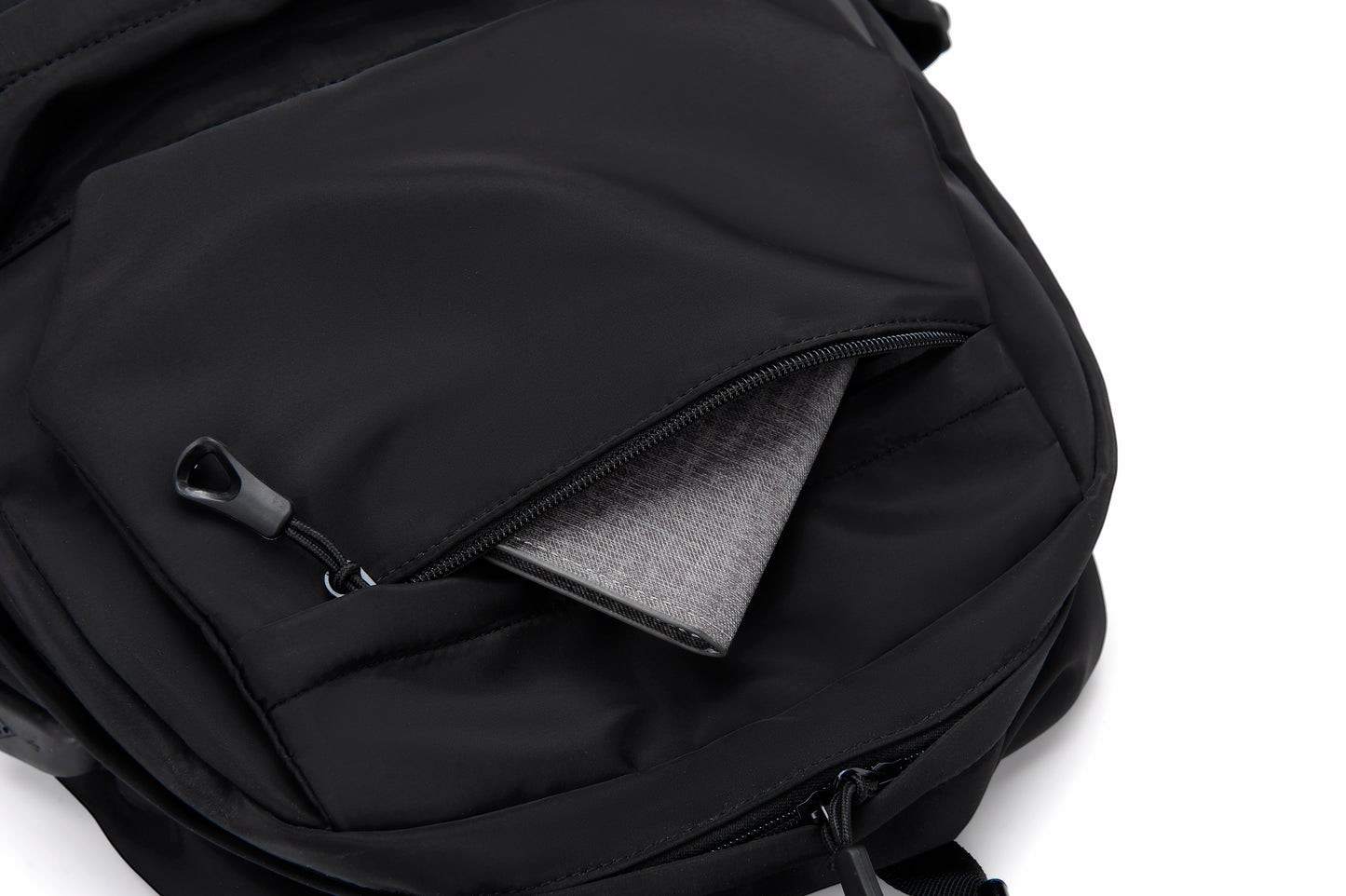 Rovark Slim Casual Backpack – USB Charging Port Black