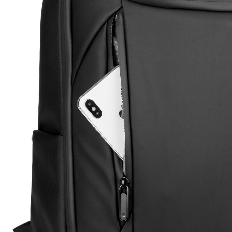 Rovark ProTech — Backpack with USB Charging Port