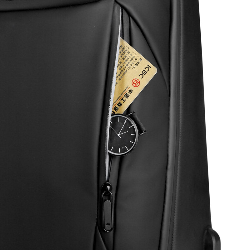 Rovark ProTech — Backpack with USB Charging Port