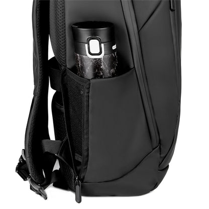 Rovark ProTech — Backpack with USB Charging Port