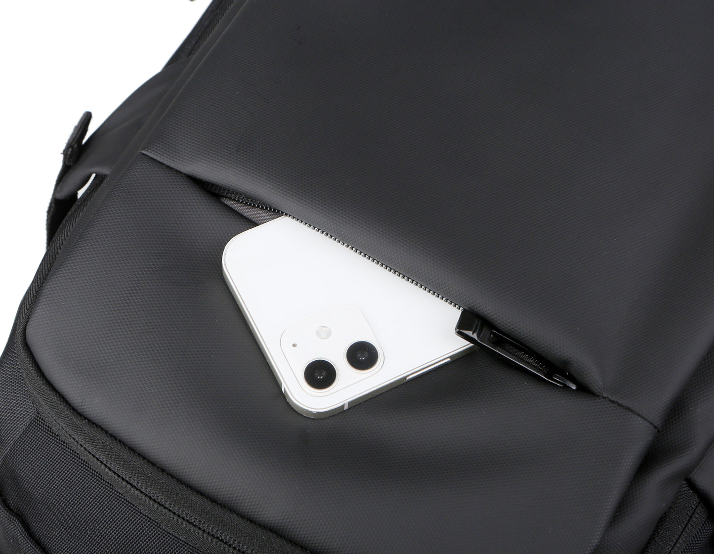 Rovark ProTech Business Laptop Backpack – USB Charging Port, Headphone Cable Port